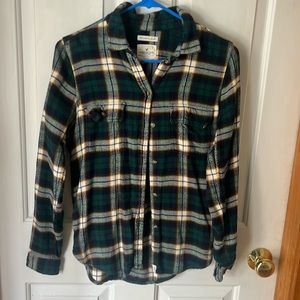 Small women’s flannel
